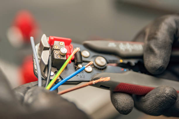 Best Commercial Electrician Services  in Endicott, NY