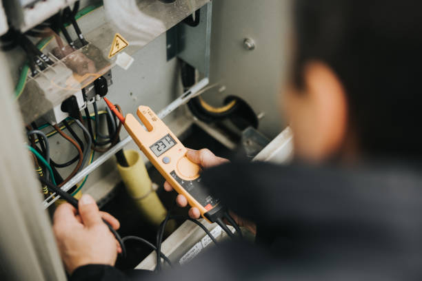 Best Licensed Electrician  in Endicott, NY